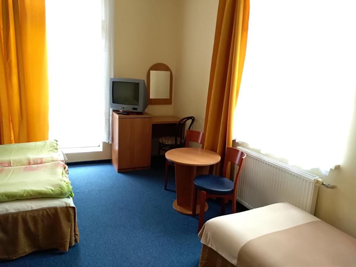 Osrodek Wypoczynkowy Ognisko Krynica Zdroj Exterior photo