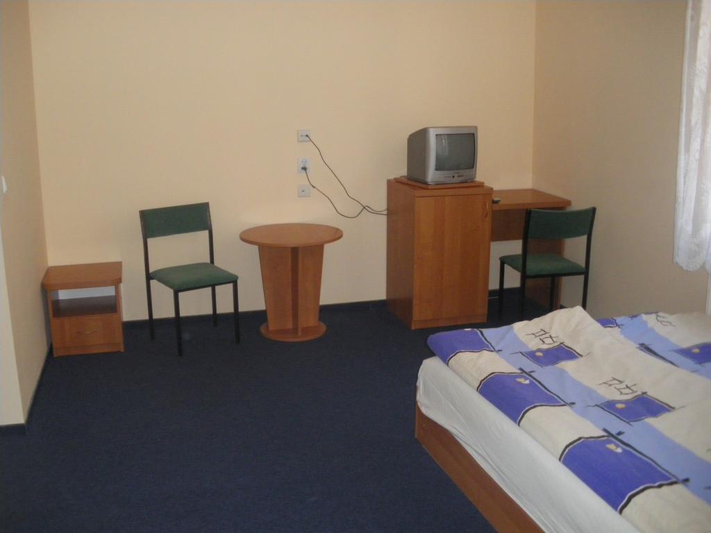 Osrodek Wypoczynkowy Ognisko Krynica Zdroj Exterior photo